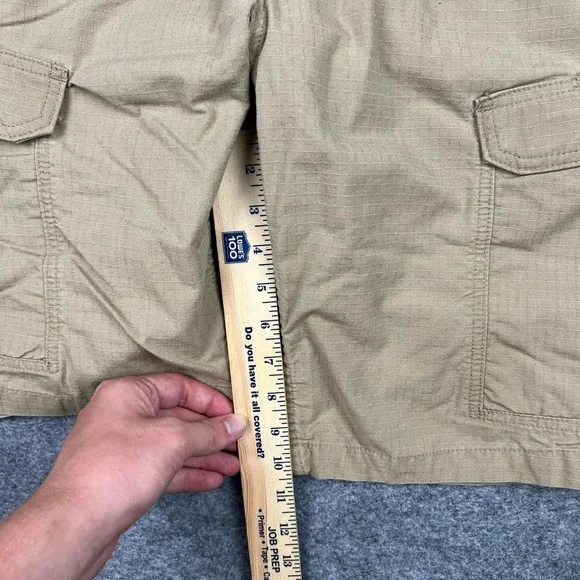 Carhartt Relaxed Fit Ripstop Khaki Cargo Shorts - Picture 7 of 8